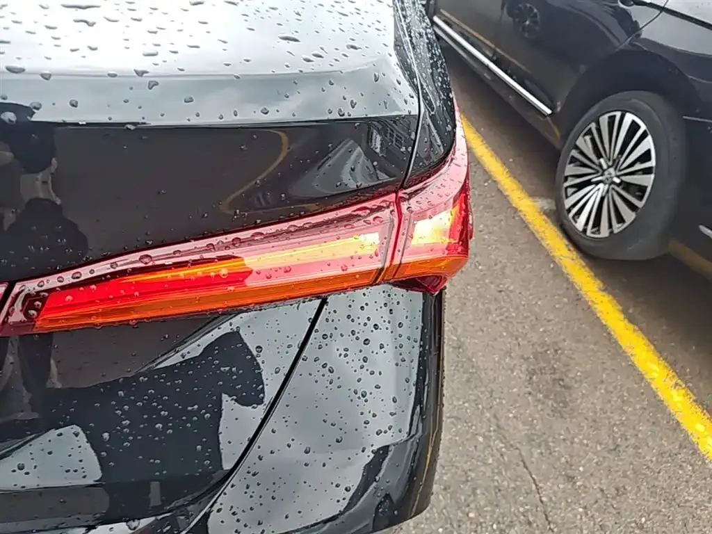 Toyota Avalon 2023 из CN, фото 4