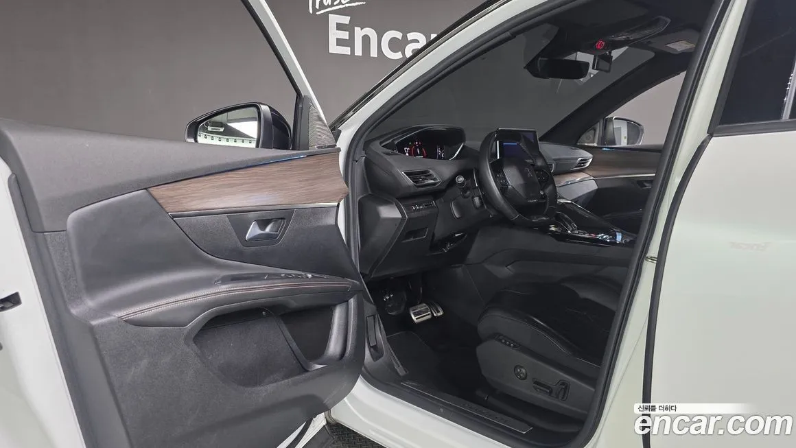 Peugeot 5008 2022 из KR, фото 7