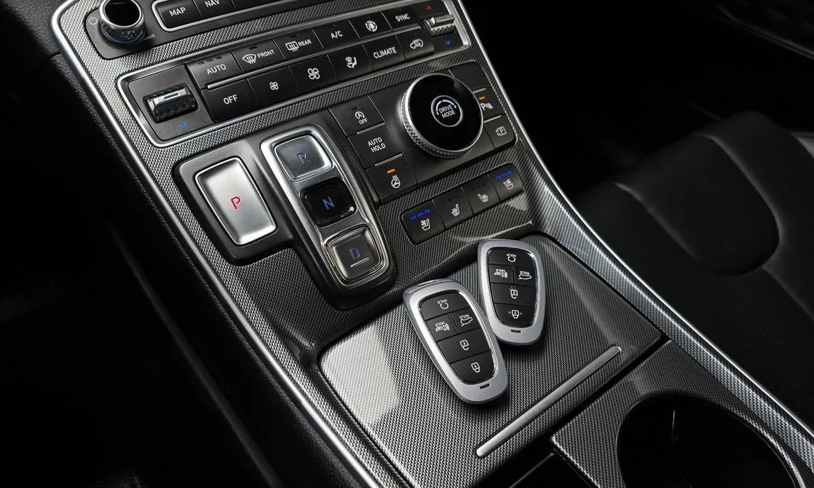 Hyundai Santafe — фото 10