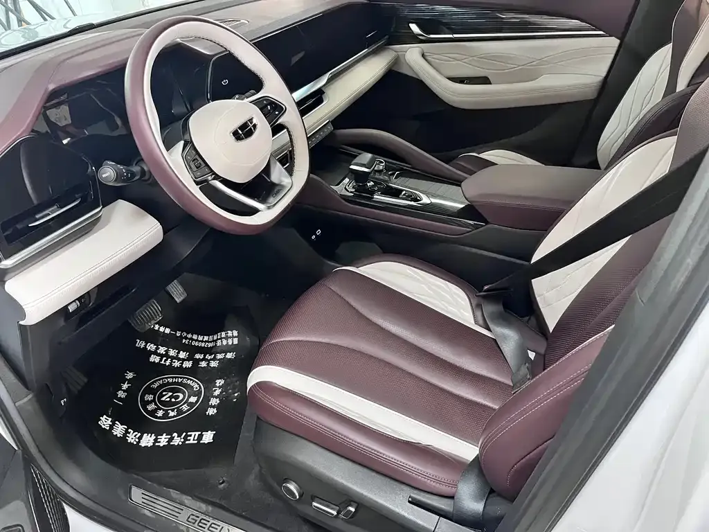 Geely Xingyue L — фото 10
