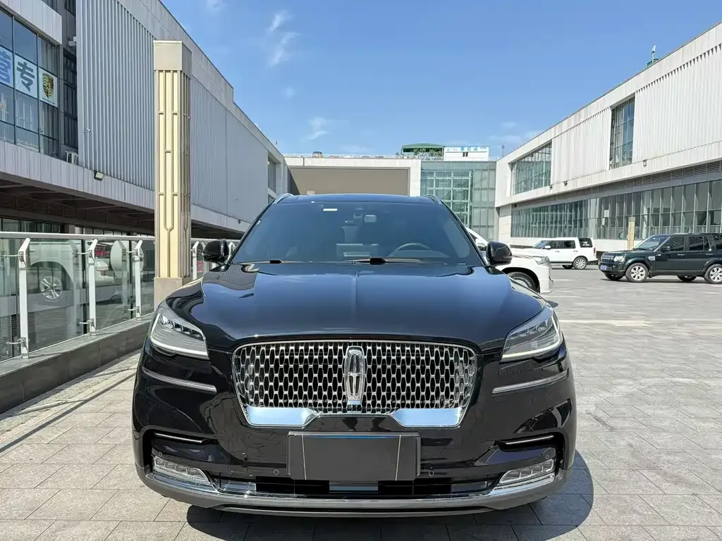 Lincoln Aviator — фото 1