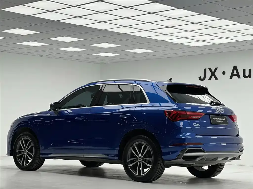 Audi Q3 — фото 4