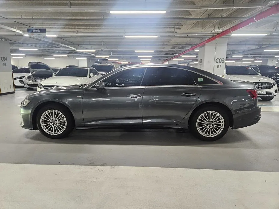 Audi A6 — фото 6