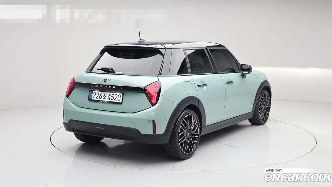Mini Cooper 2025 из KR, фото 6