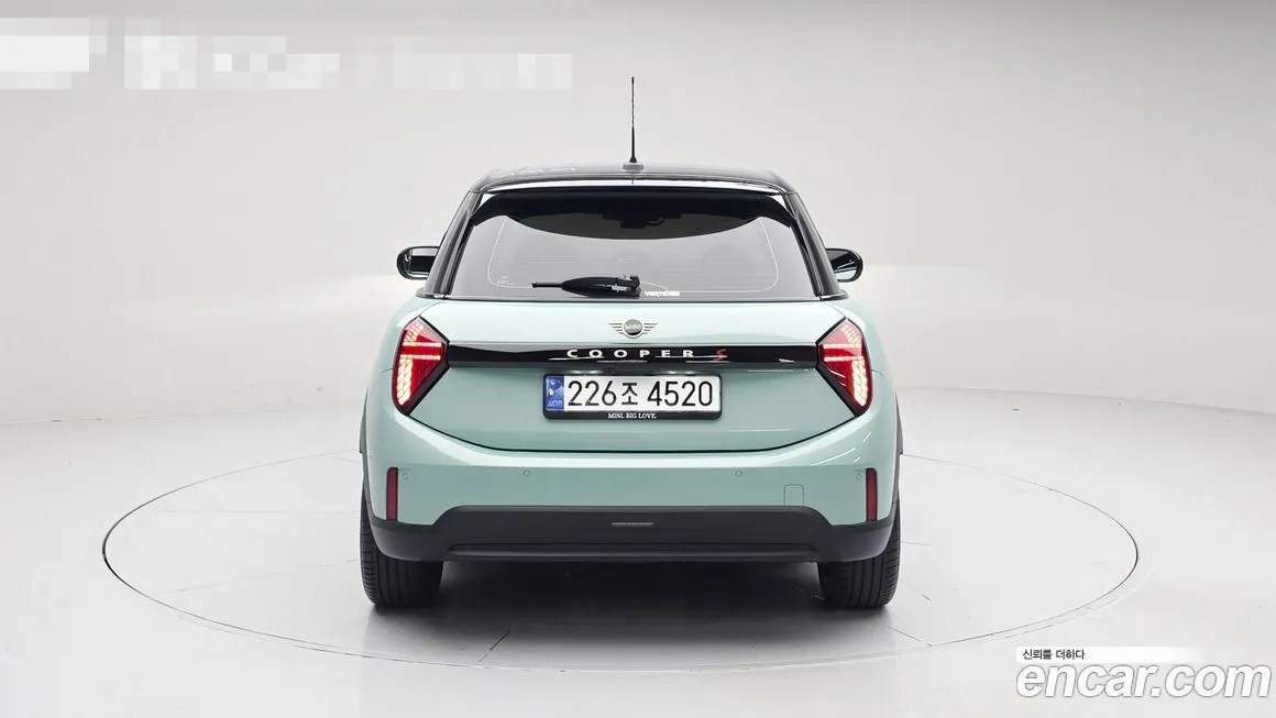 Mini Cooper 2025 из KR, фото 7