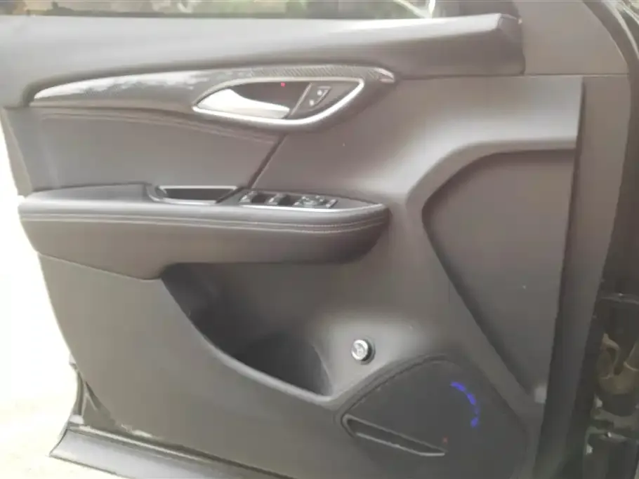 Buick Envision Plus — фото 2