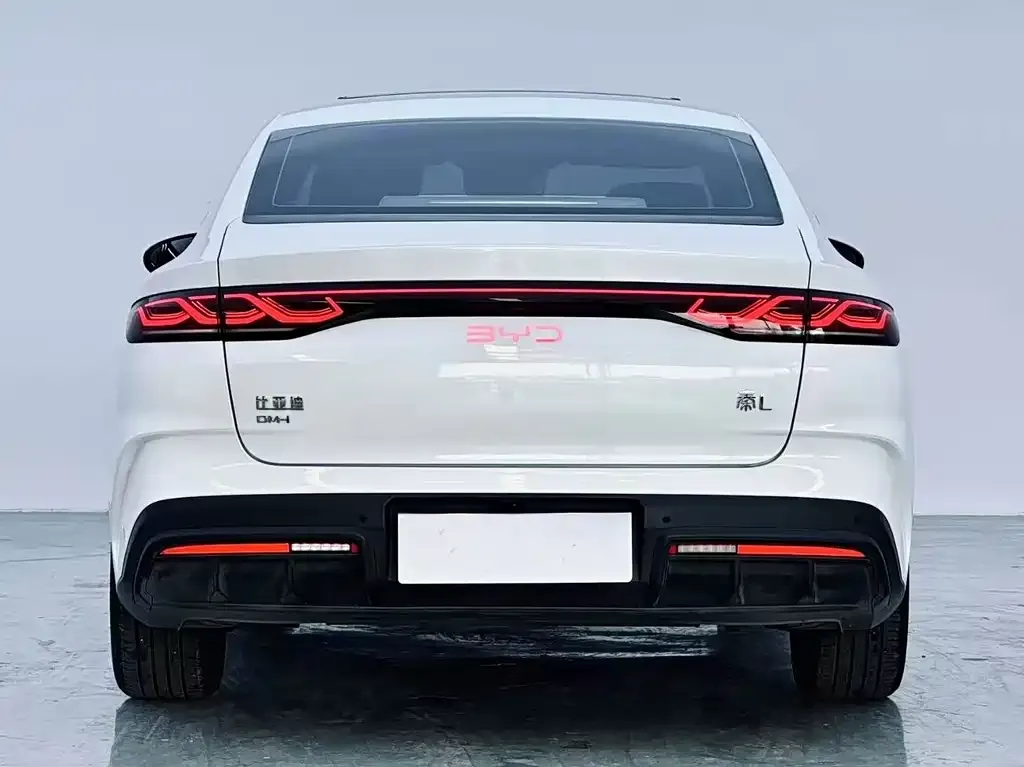 BYD Qin L — фото 8
