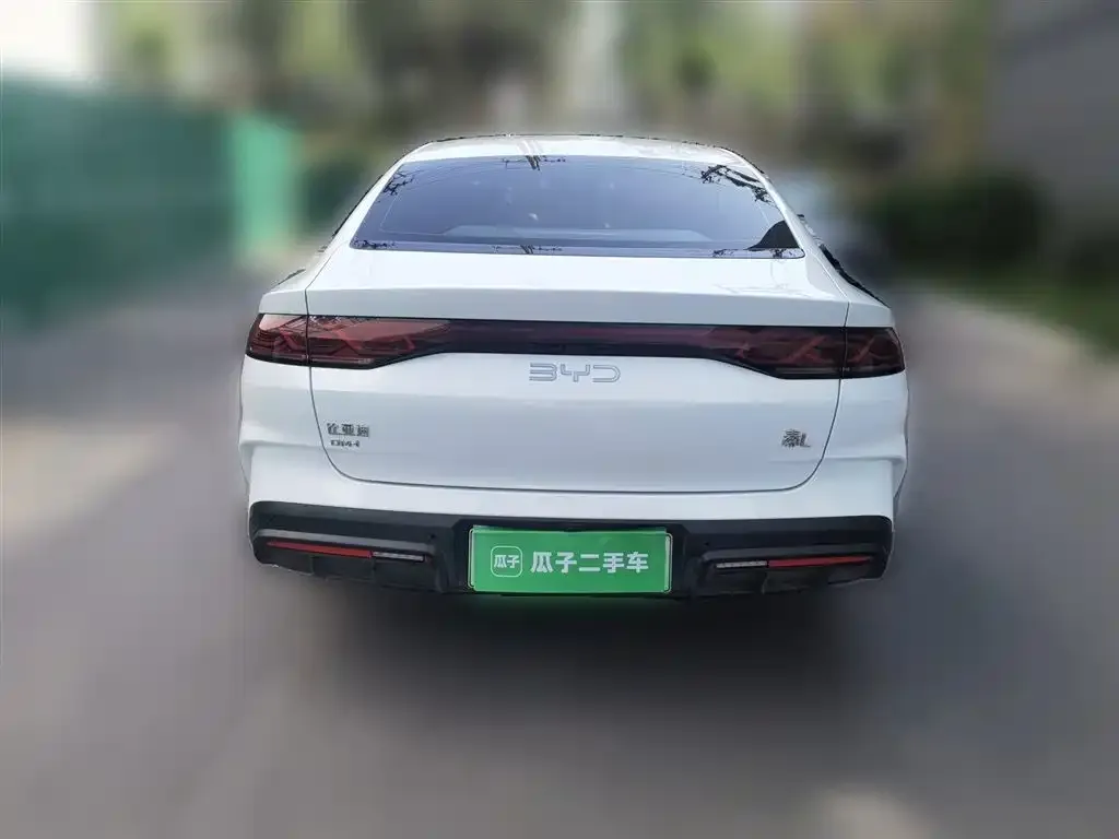 BYD Qin L — фото 2