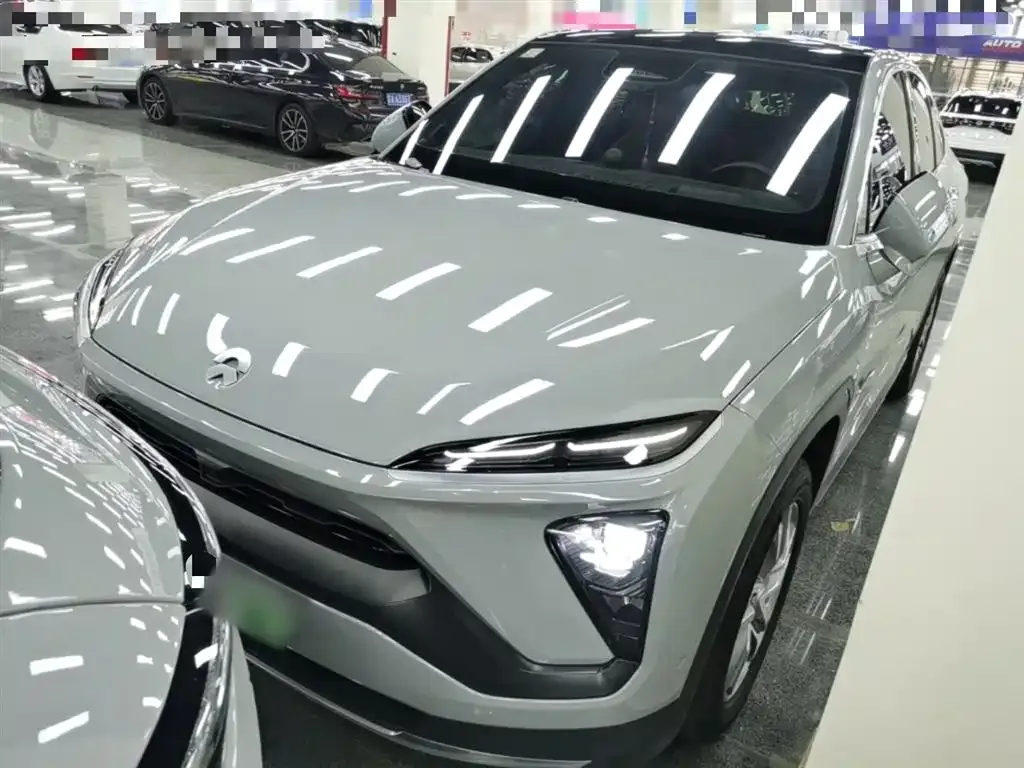 NIO EC6 — фото 10