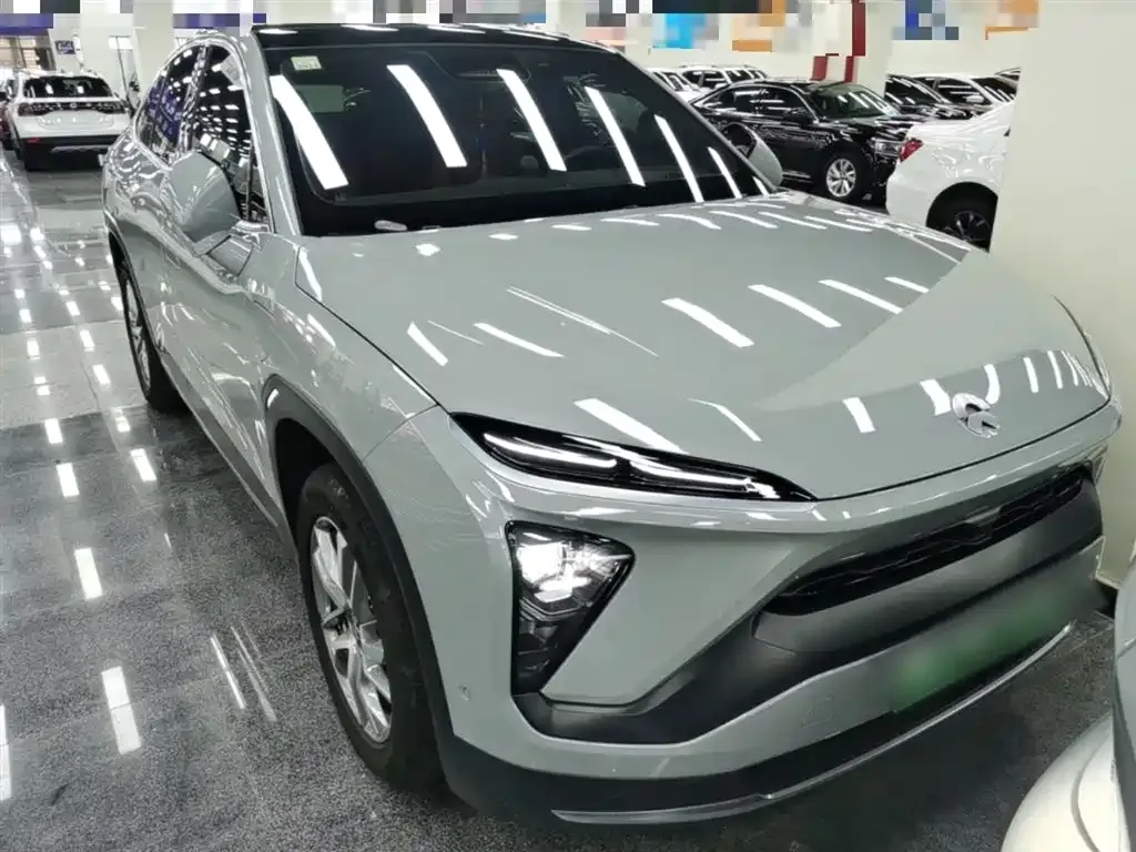 NIO EC6 — фото 9