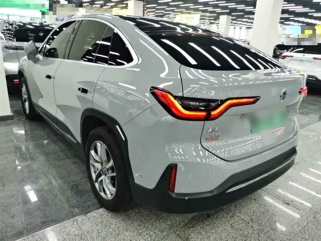NIO EC6 — фото 8