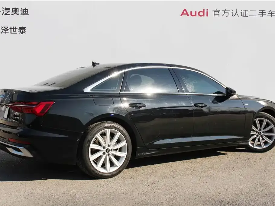 Audi A6L — фото 10