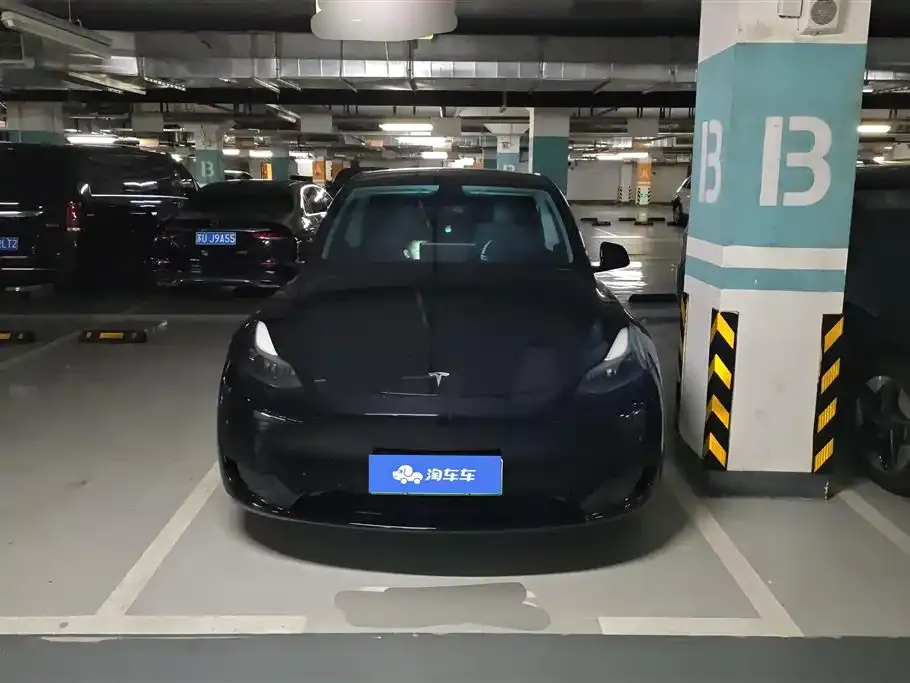 Tesla Model Y — фото 6