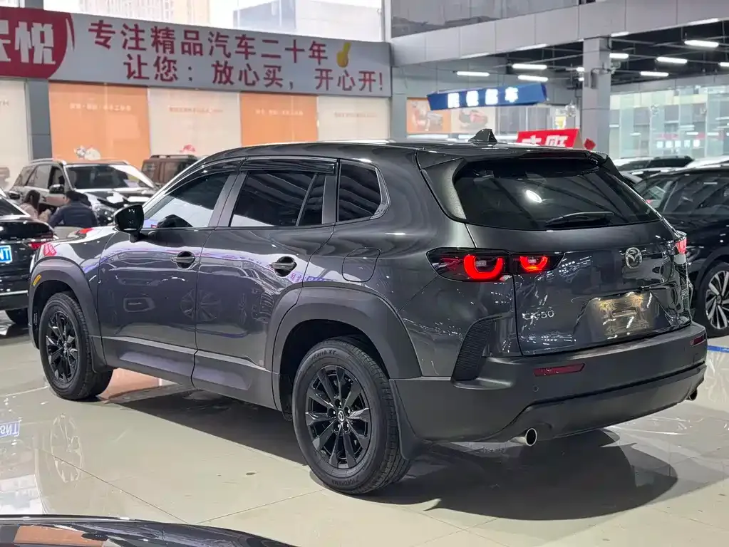 Mazda CX-50 — фото 10