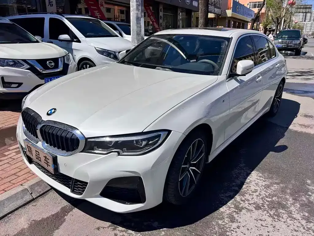 BMW 3 Series — фото 1