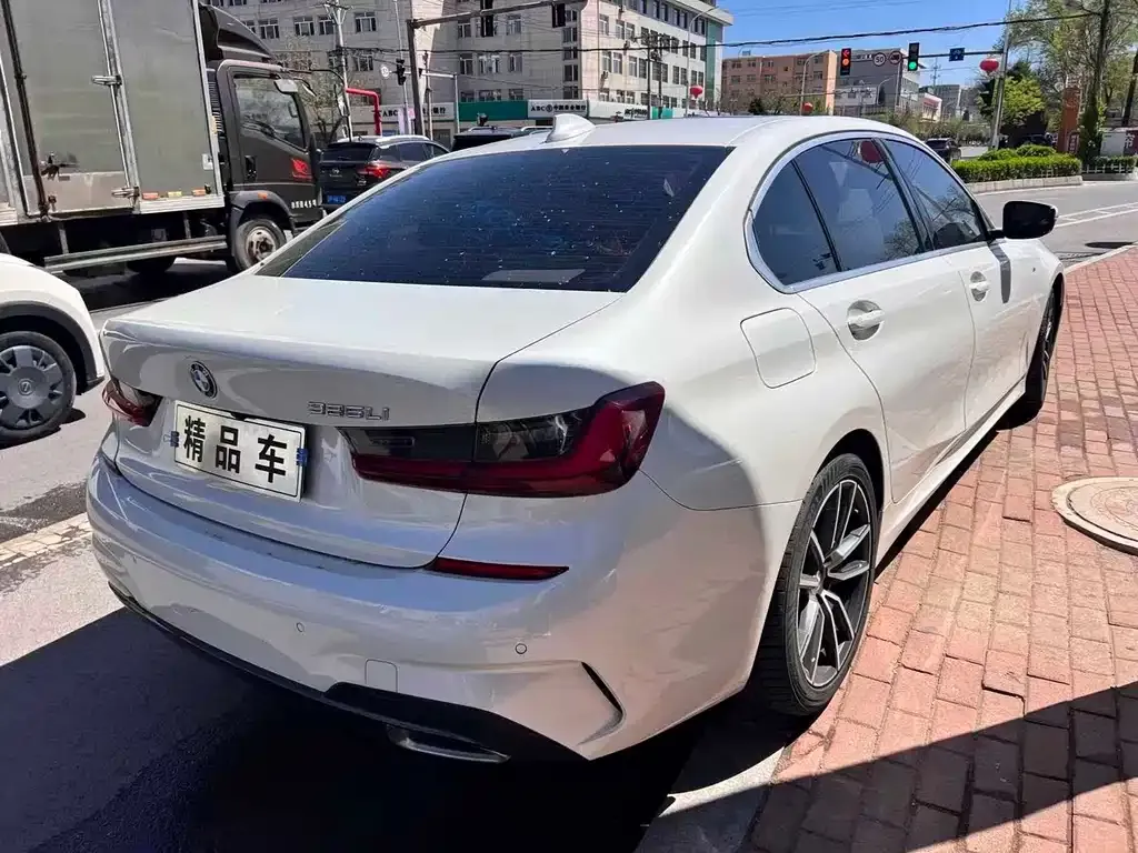 BMW 3 Series — фото 6