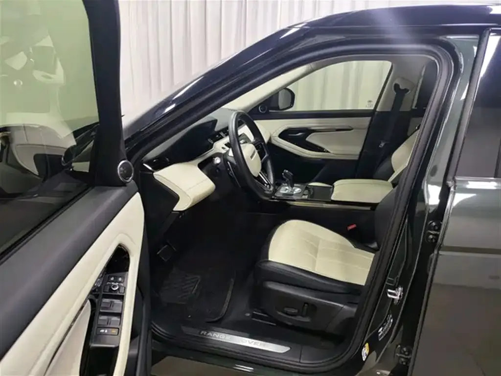 Land Rover Evoque — фото 10