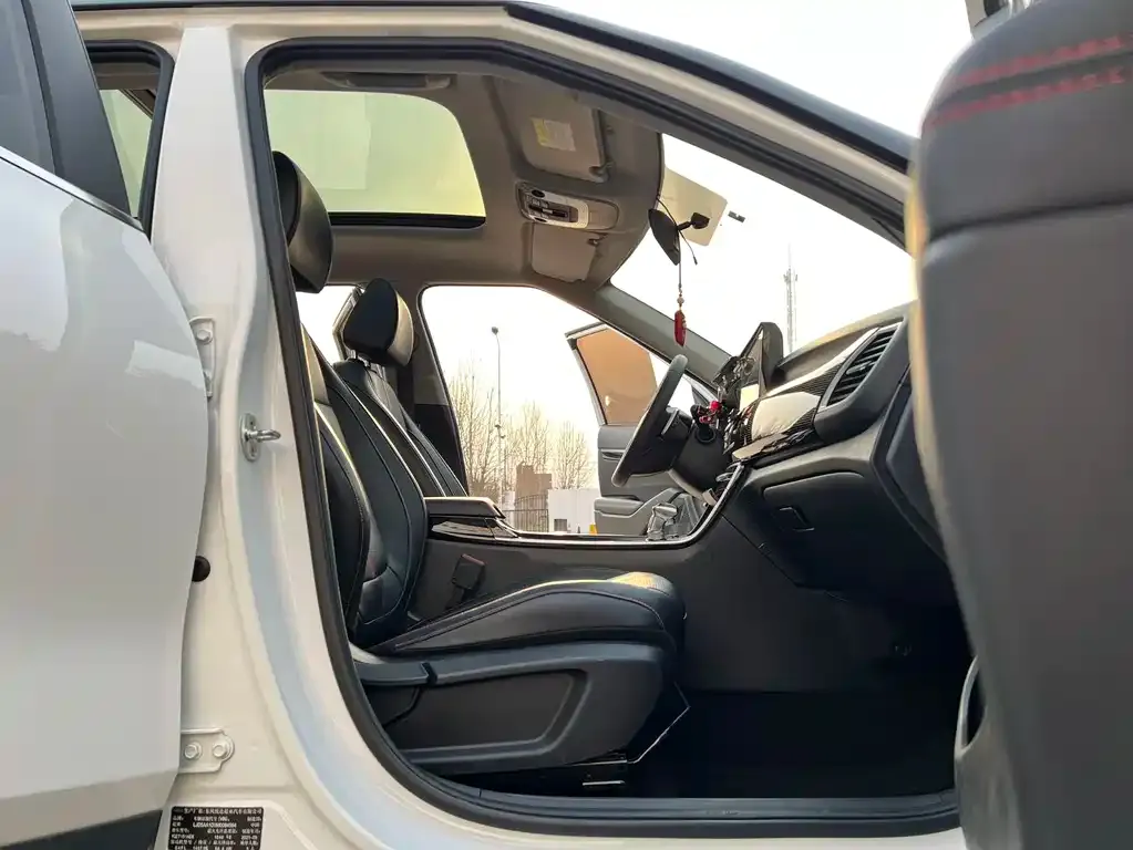 Kia KX3 — фото 3
