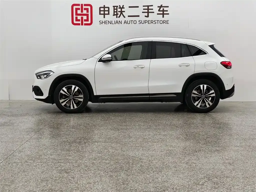 Mercedes-Benz GLA — фото 6