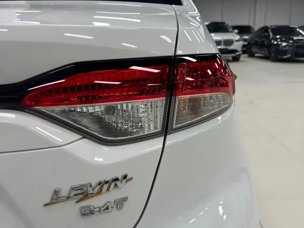 Toyota Levin — фото 10