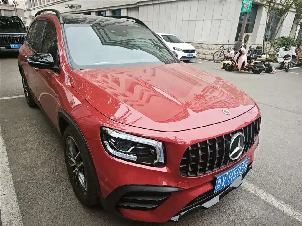 Mercedes-Benz GLB AMG — фото 6