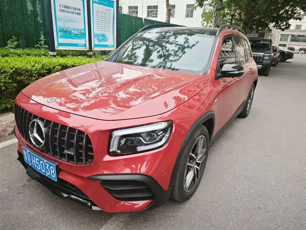 Mercedes-Benz GLB AMG — фото 7