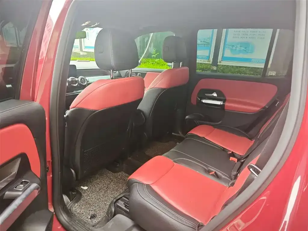 Mercedes-Benz GLB AMG — фото 5
