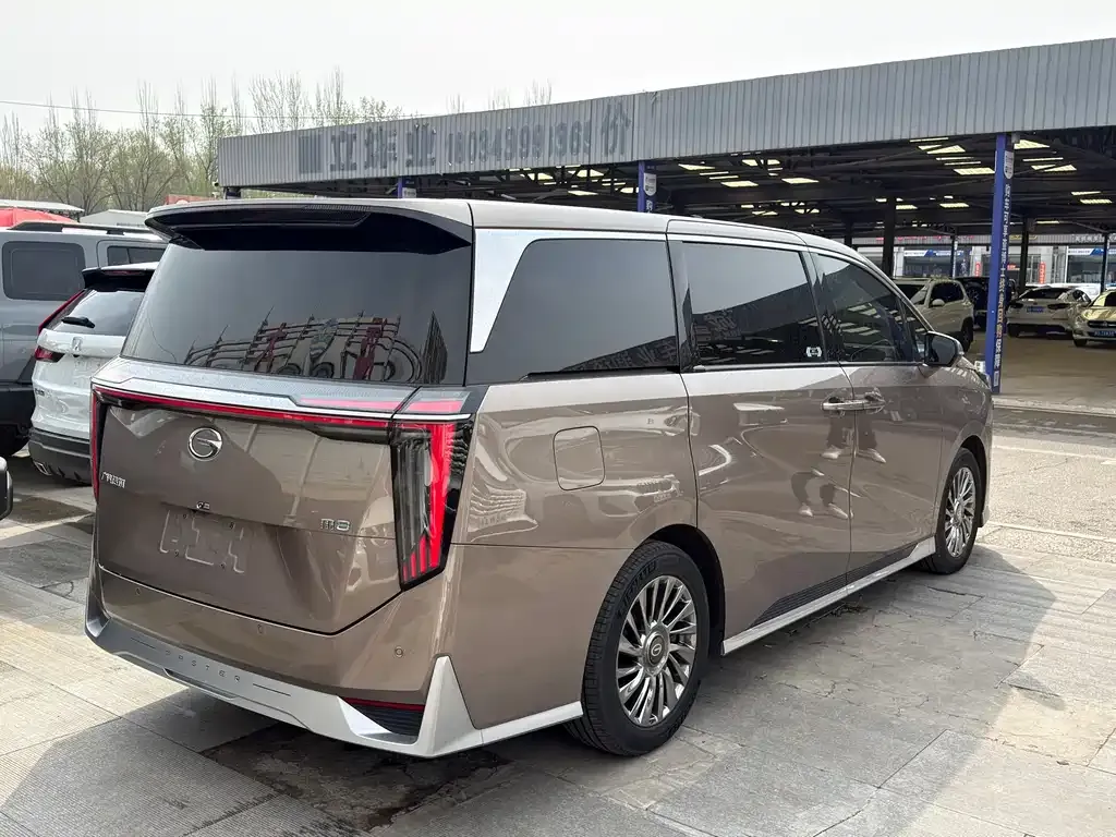 GAC Motor Trumpchi M8 — фото 8