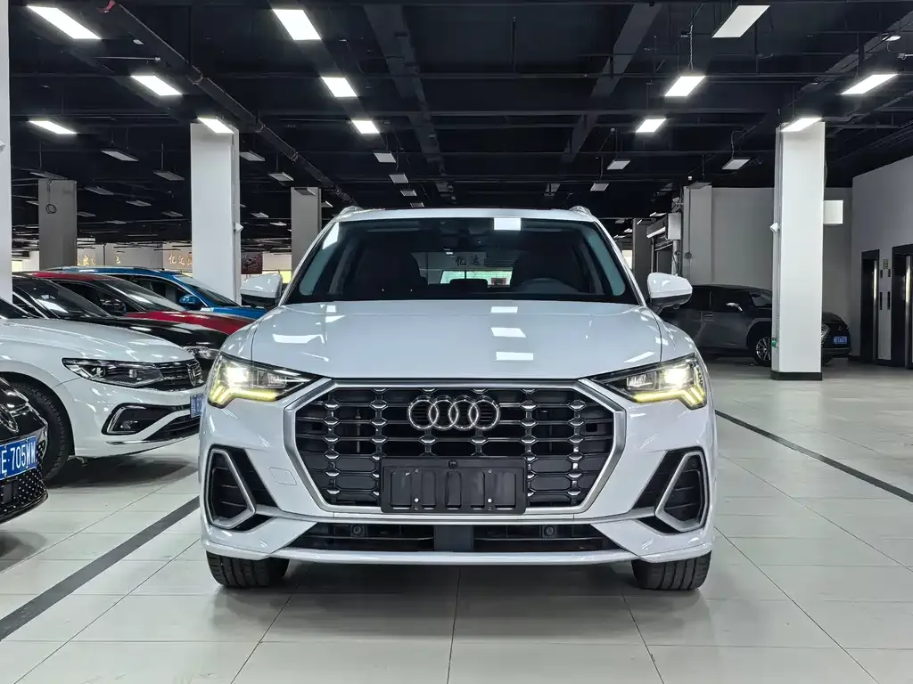 Audi Q3 2022 из CN, фото 10