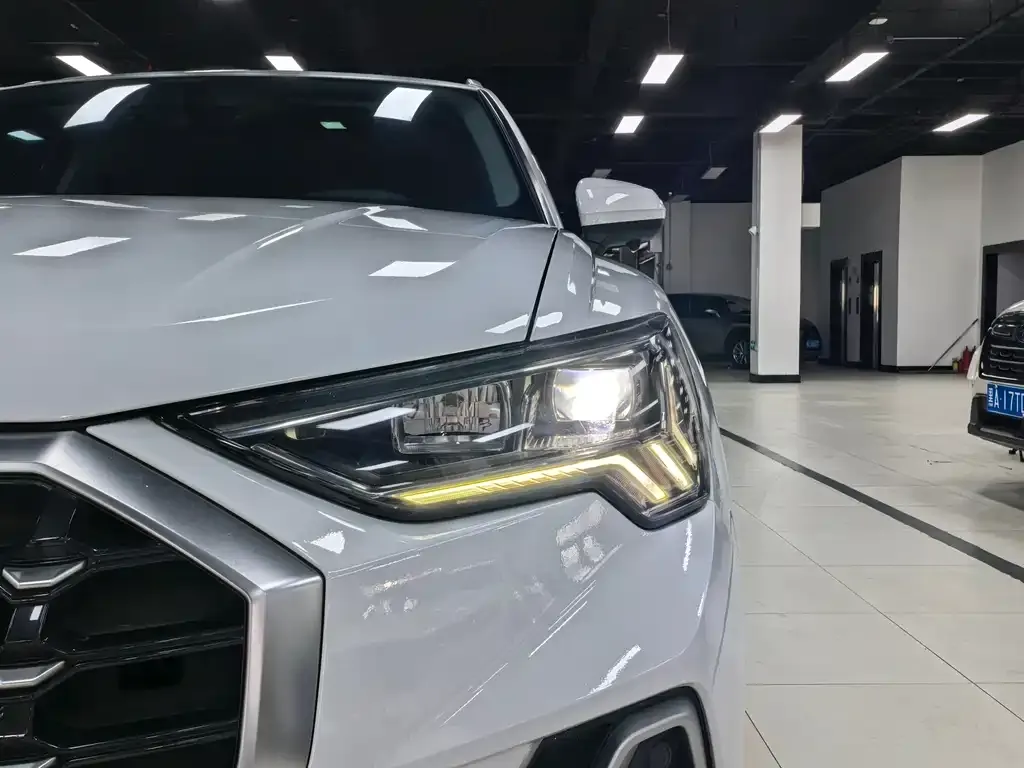 Audi Q3 2022 из CN, фото 4