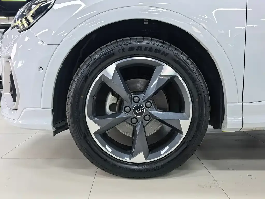 Audi Q3 2022 из CN, фото 7