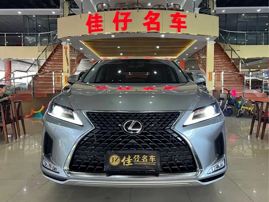 Lexus RX — фото 9