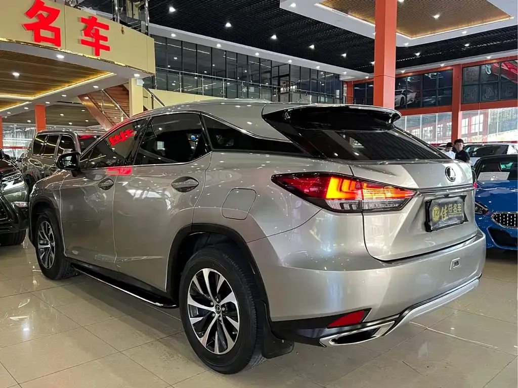 Lexus RX — фото 4