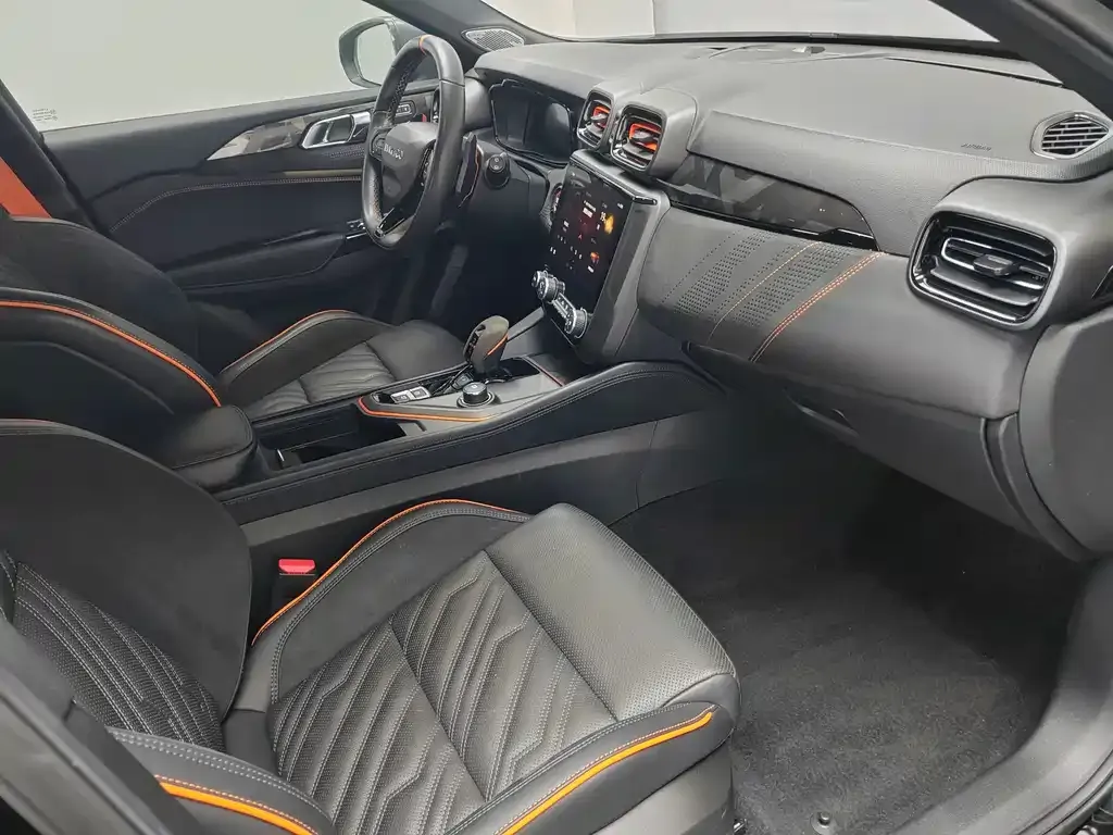 Lynk & Co 02 Hatchback 2022 из CN, фото 3