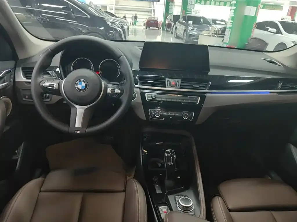 BMW X1 2021 из CN, фото 3