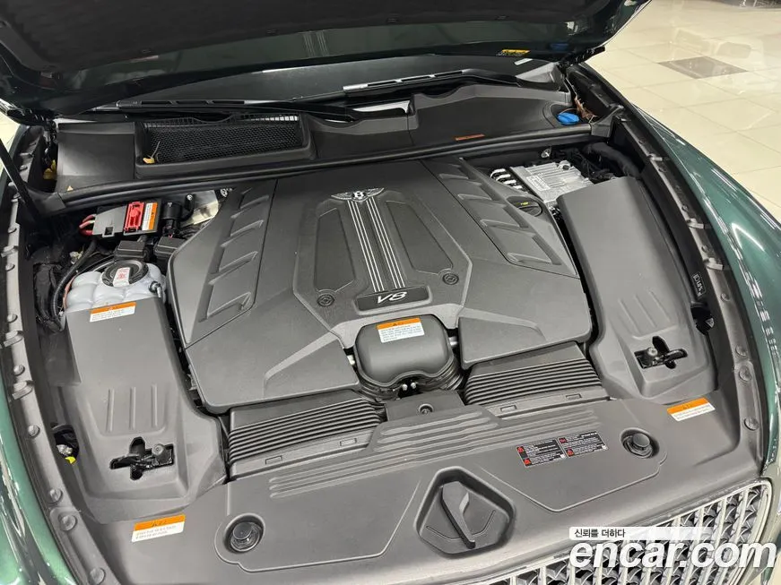 Bentley Bentayga 2025 из KR, фото 9