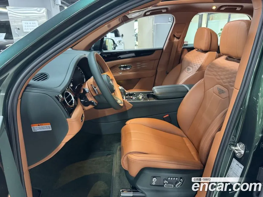 Bentley Bentayga 2025 из KR, фото 4