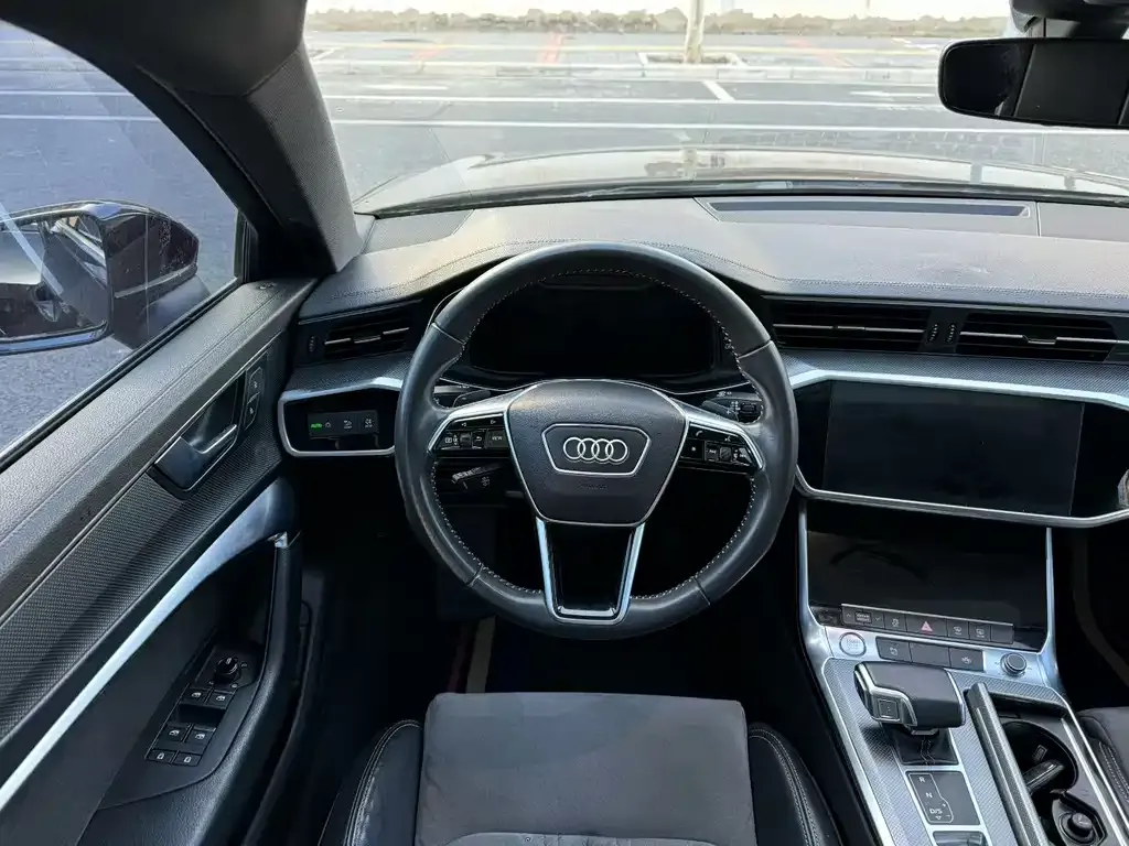 Audi A6L 2021 из CN, фото 2