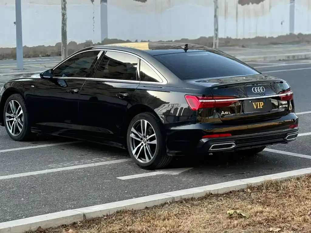 Audi A6L 2021 из CN, фото 9