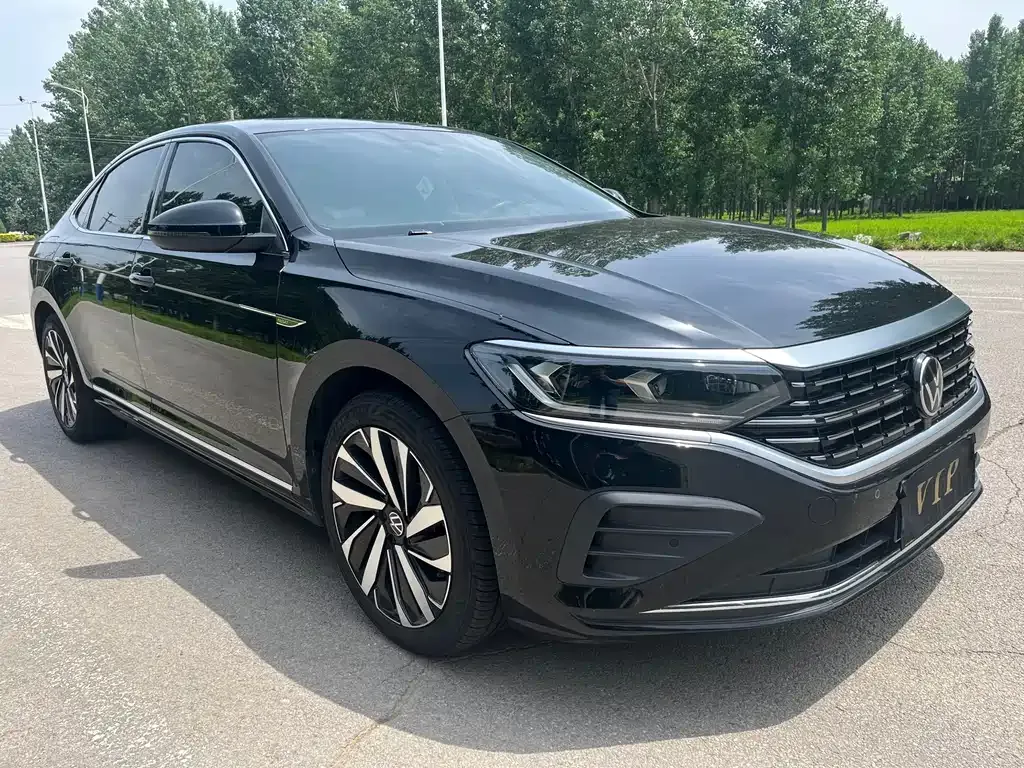 Volkswagen Passat — фото 7