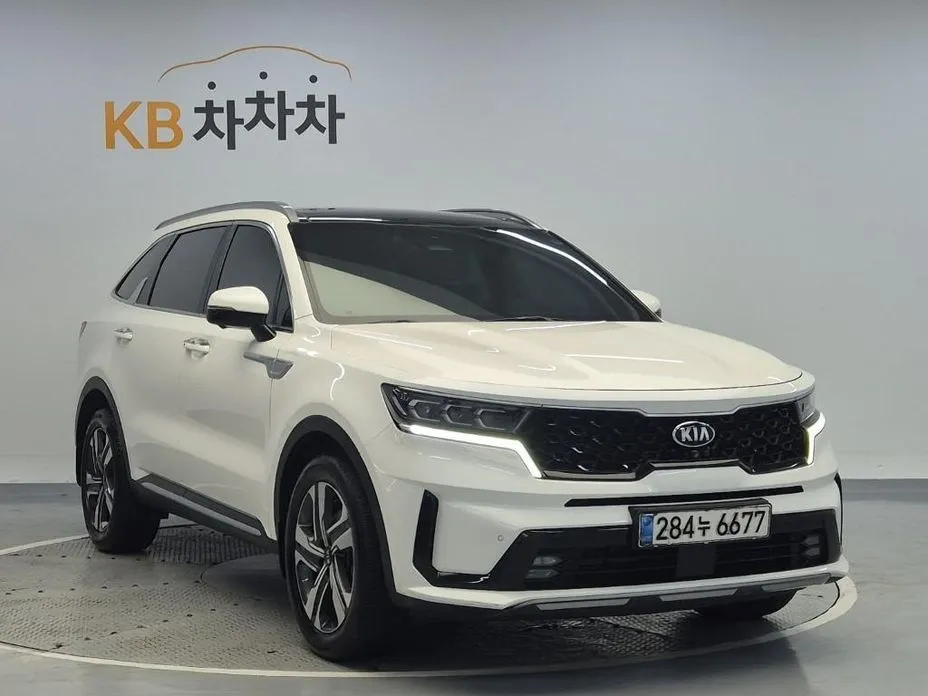 Kia Sorento — фото 6