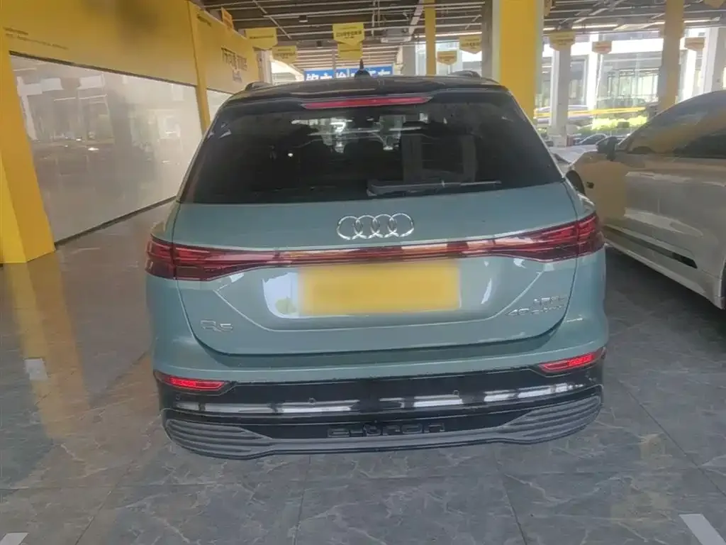 Audi Q5 e-tron 2023 из CN, фото 9