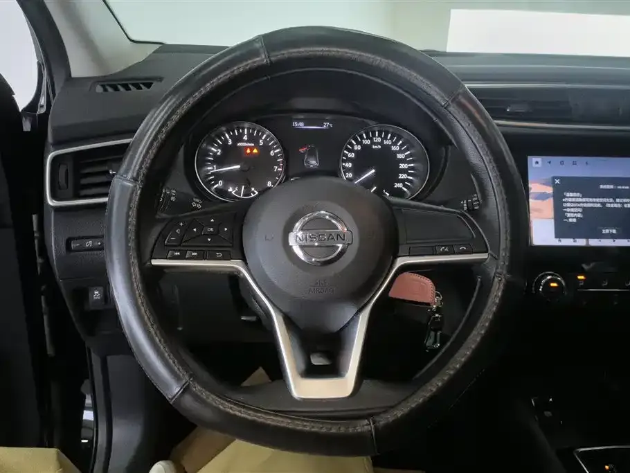 Nissan Qashqai — фото 2