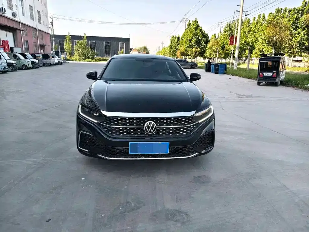 Volkswagen Passat — фото 3