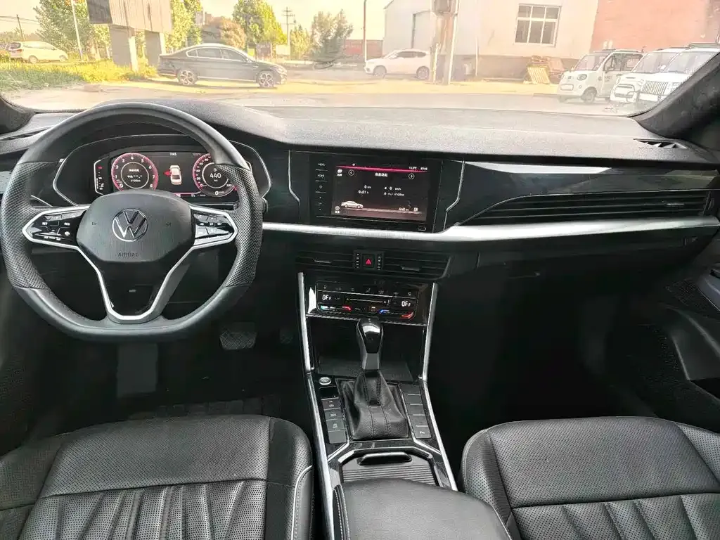 Volkswagen Passat — фото 7