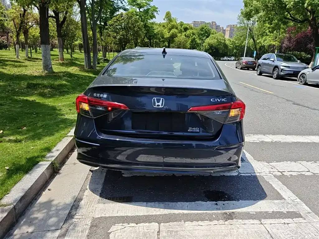 Honda Civic — фото 5