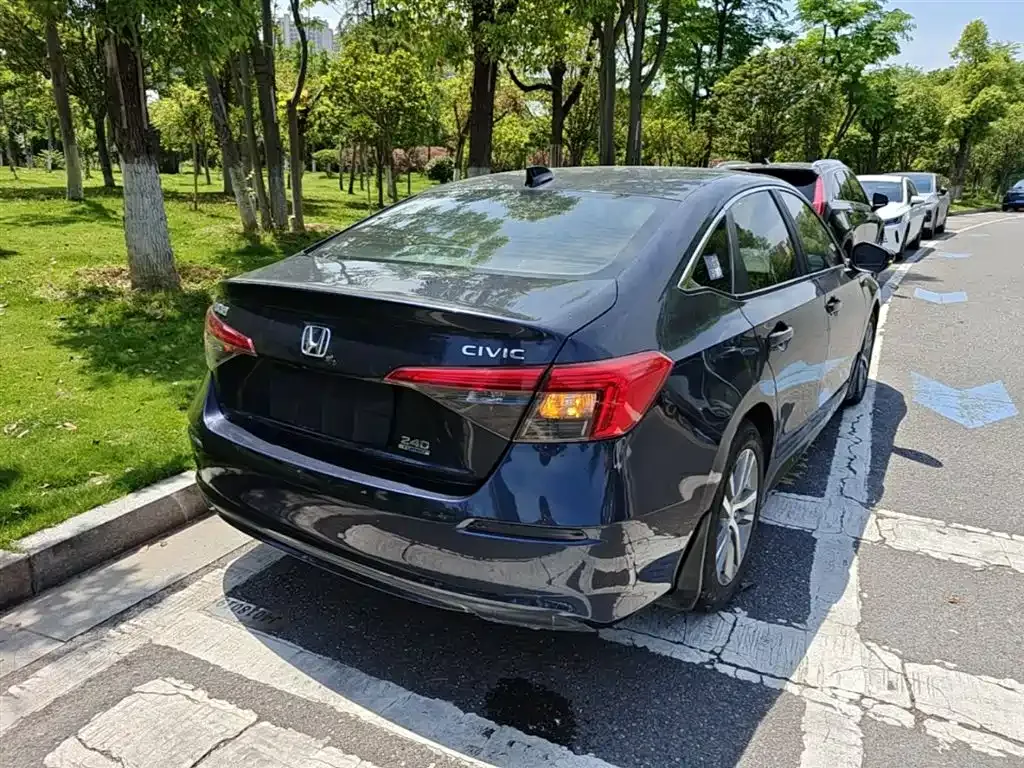 Honda Civic — фото 4