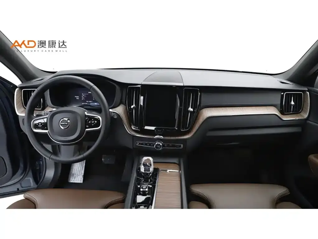 Volvo XC60 2024 из CN, фото 5
