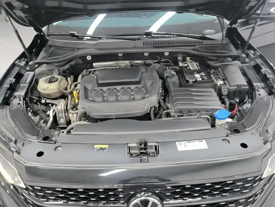 Volkswagen Passat — фото 8