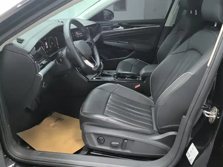 Volkswagen Passat — фото 5